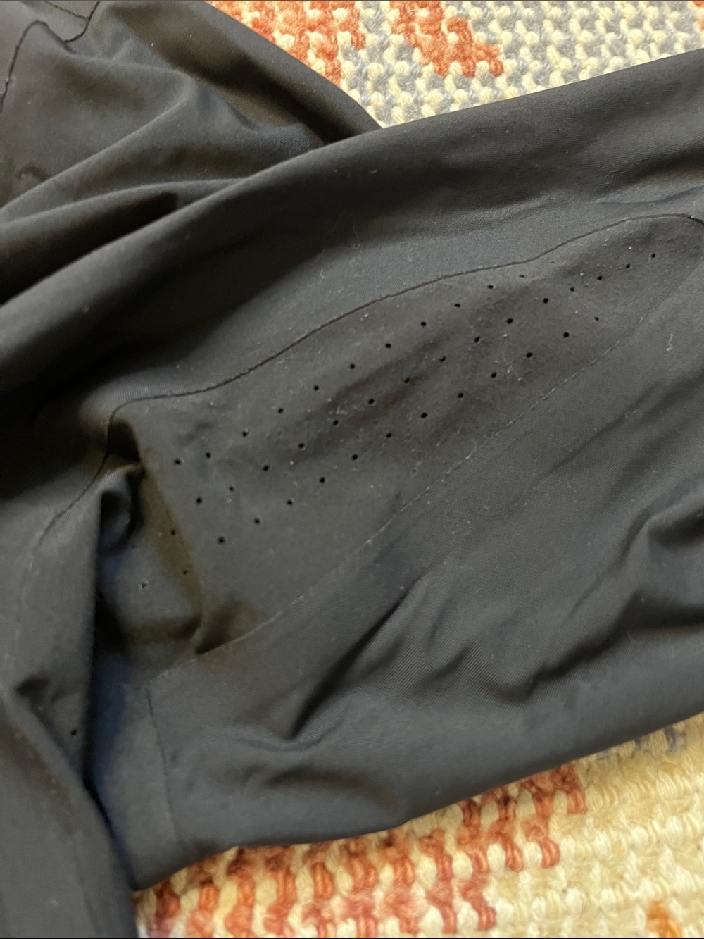 Athleta Urbanite Top Black XL Like New Lightweight Stretch Athleisure Tunic - Picture 9 of 10